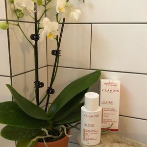Clarins UV Plus
